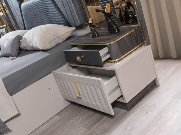 Nero Luxe Komodin